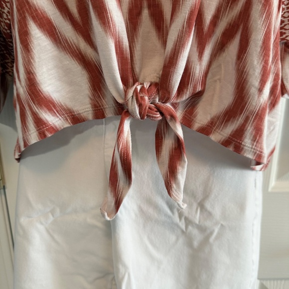 BUY 2 ITEMS & GET 1 FREE: Chico’s 3/4 Sleeve Geometric Top Sz 16 - Picture 4 of 10